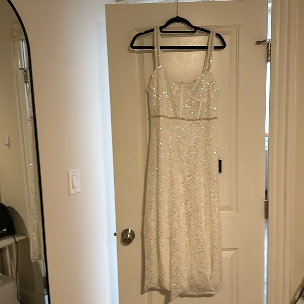 New with tags lulus sparkly midi length wedding dress